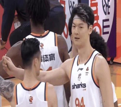 国青激战日,半场落后惊,现泽口荣太,开云直播足球,足球赛事直播,足球比赛直播平台,足球赛事资讯,足球赛程